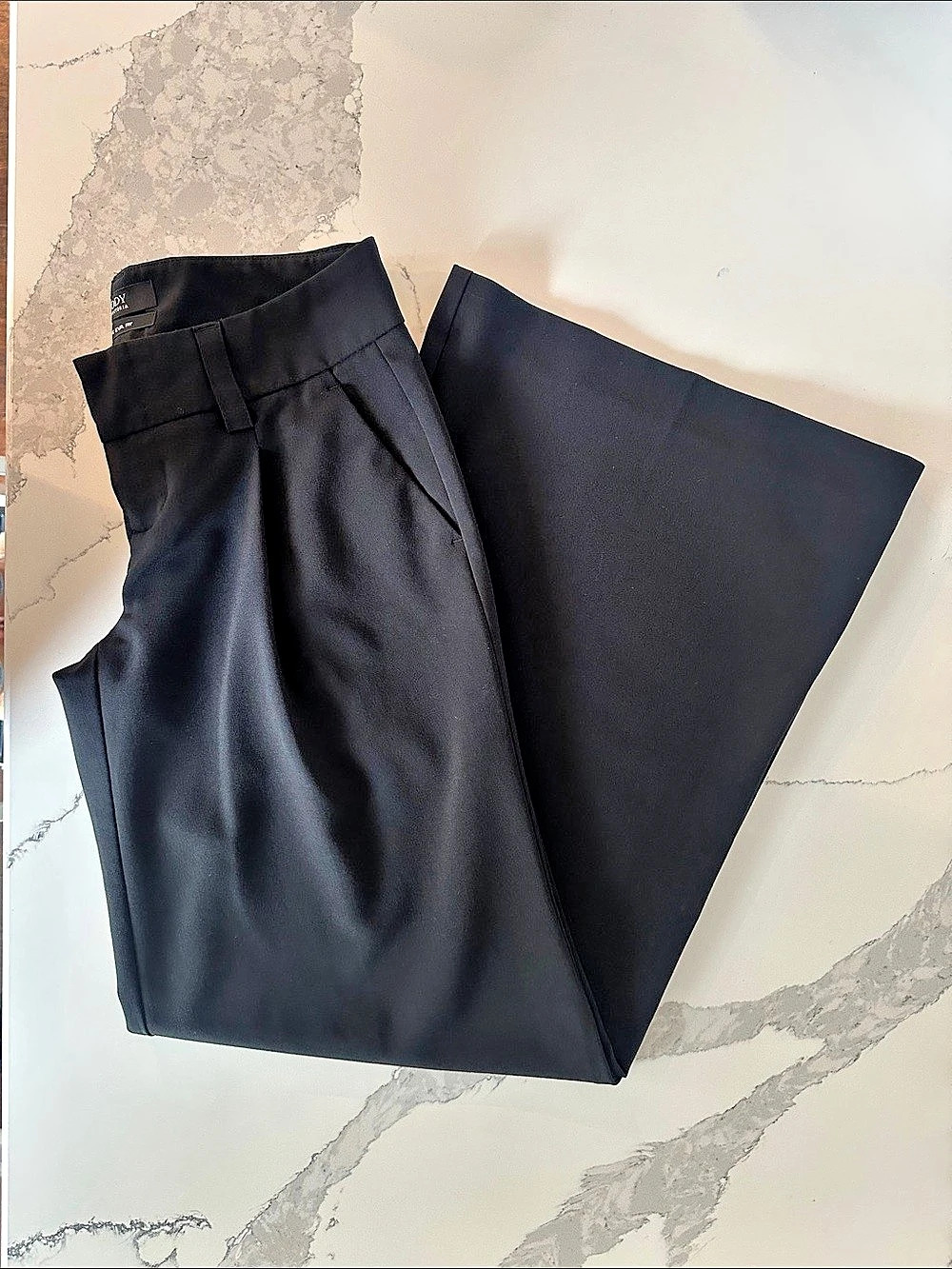Body by Victoria The Eva Fit Black Wide Leg Pants Size 2 Like New